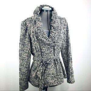 Fenn Wright Manson Geometric Black and Cream Ruched Color Belted Blazer